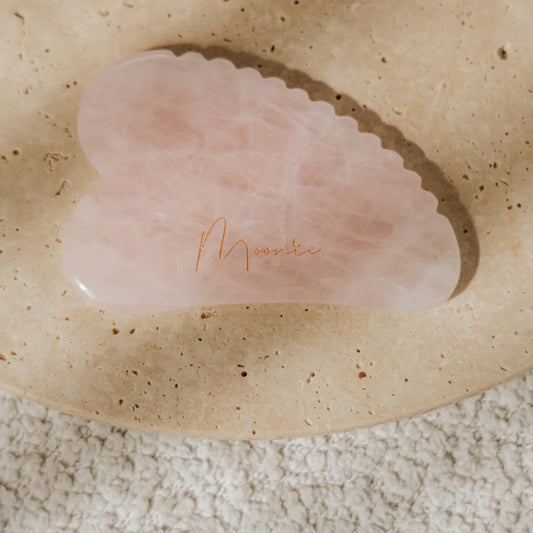 MOONIE - Rozenkwarts Facial Gua Sha (Hearth)